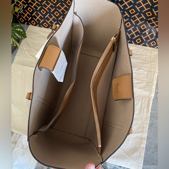 New✨New Tory Burch large Thea tote leather tiramisu color ... - Picture 9 of 15